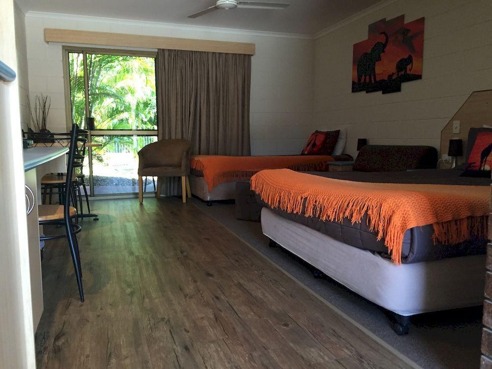 Pialba Motor Inn Χέρβεϊ Μπέι Εξωτερικό φωτογραφία