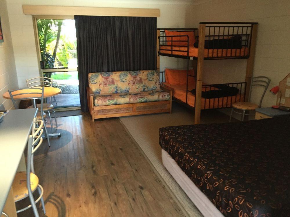 Pialba Motor Inn Χέρβεϊ Μπέι Εξωτερικό φωτογραφία
