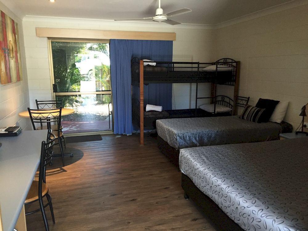 Pialba Motor Inn Χέρβεϊ Μπέι Εξωτερικό φωτογραφία