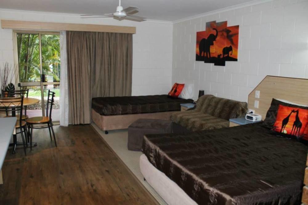 Pialba Motor Inn Χέρβεϊ Μπέι Εξωτερικό φωτογραφία