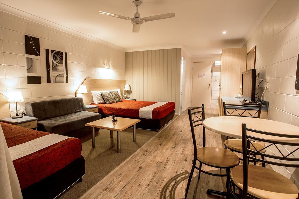 Pialba Motor Inn Χέρβεϊ Μπέι Εξωτερικό φωτογραφία