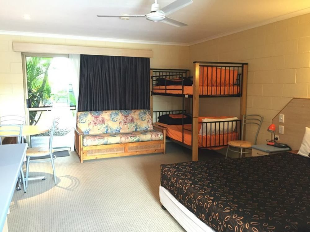 Pialba Motor Inn Χέρβεϊ Μπέι Εξωτερικό φωτογραφία